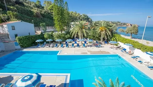 Saulėtas ir malonus poilsis Sicilijoje: apsistokite 3★ viešbutyje Tourist