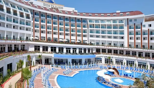 Atgaivinantis poilsis Turkijoje: apsistokite 5★ viešbutyje Side Prenses Resort & Spa su viskas įskaičiuota