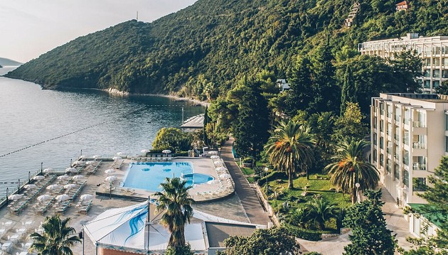 Kokybiškas poilsis Juodkalnijoje: 4★ Iberostar Herceg Novi viešbutis su viskas įskaičiuota už 675€ 696€ 