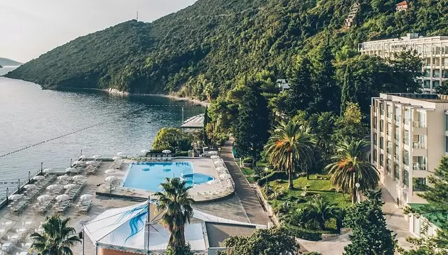 Kokybiškas poilsis Juodkalnijoje: 4★ Iberostar Herceg Novi viešbutis su viskas įskaičiuota